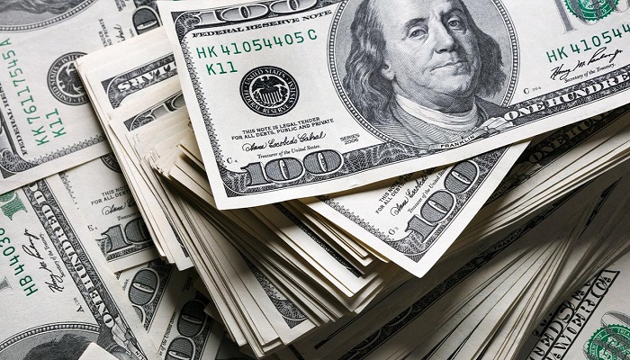 Kalpten Götürür: Bir Ailenin Banka Hesabına Yanlışlıkla 50 Milyar Dolar Yatırıldı
